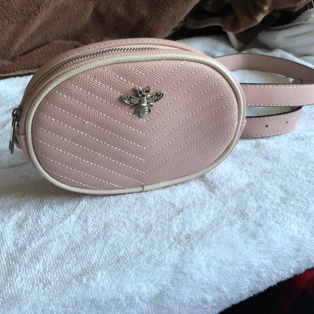 Fanny pack